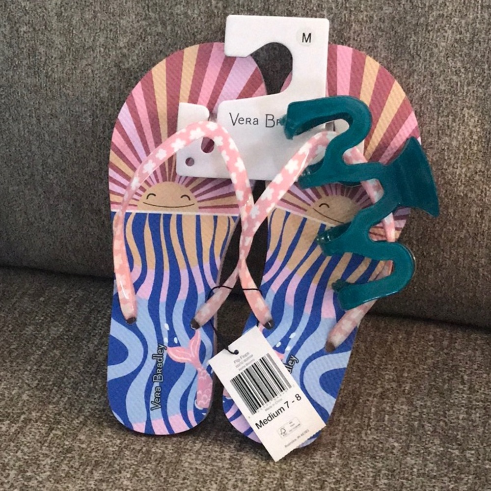 Vera Bradley flip flops with free  large  green Hair clip